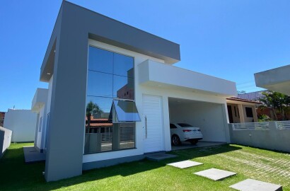 Casa nova à venda em Sombrio/SC