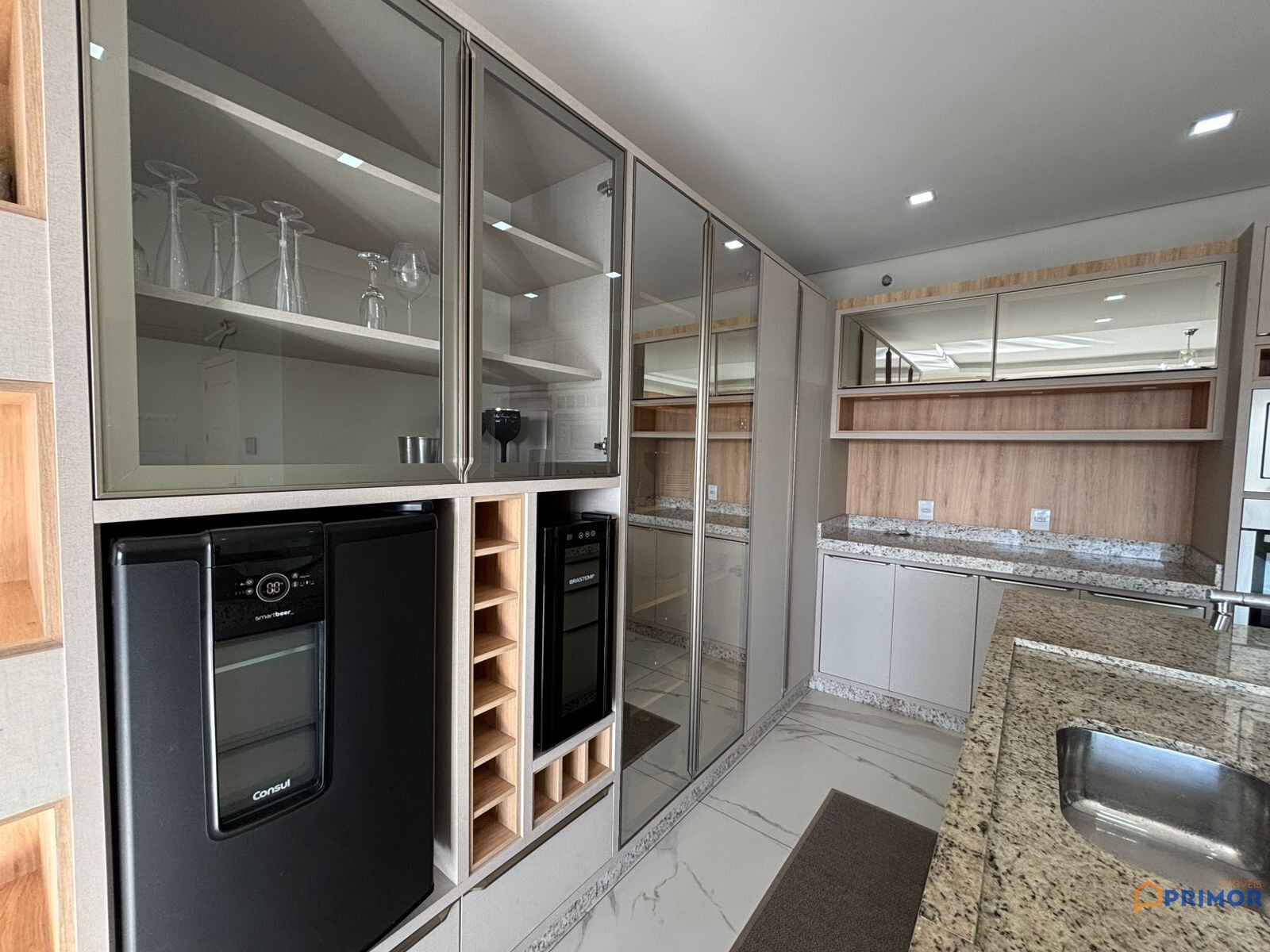 Apartamento Alto Padrão Beira-Mar em Balneário Gaivota/SC