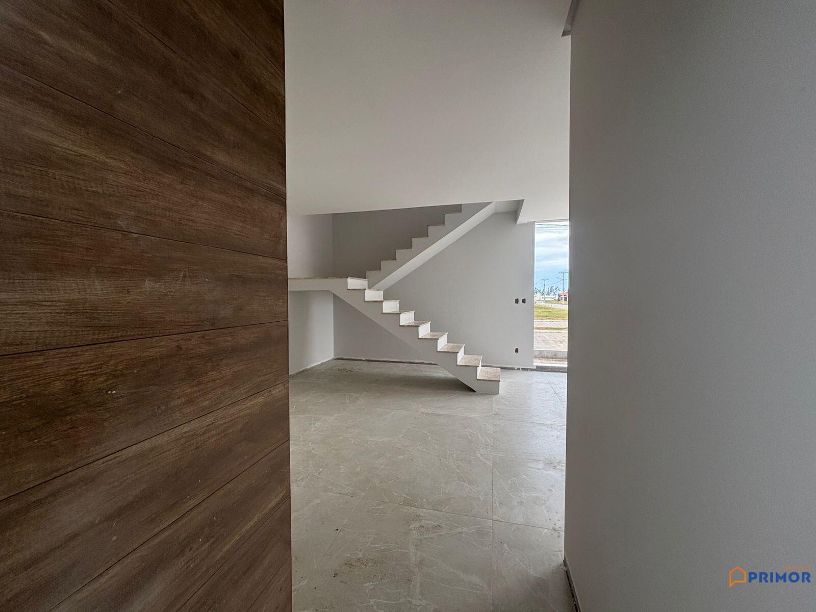 Sobrado Alto Padrão a Poucos Passos do Mar