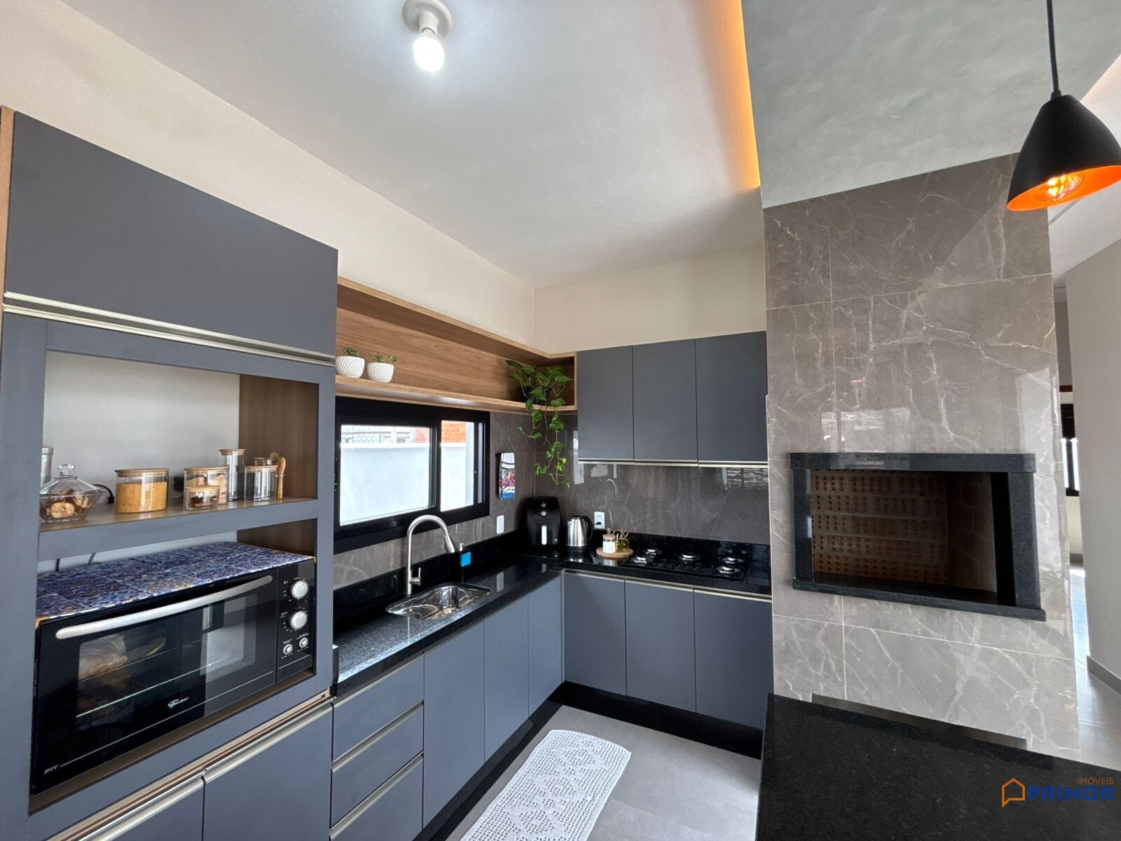 Casa Nova com Piscina à Venda em Balneário Gaivota — Conforto e Segurança