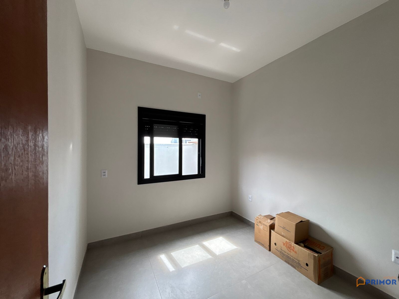 Casa Nova com Piscina à Venda em Balneário Gaivota — Conforto e Segurança