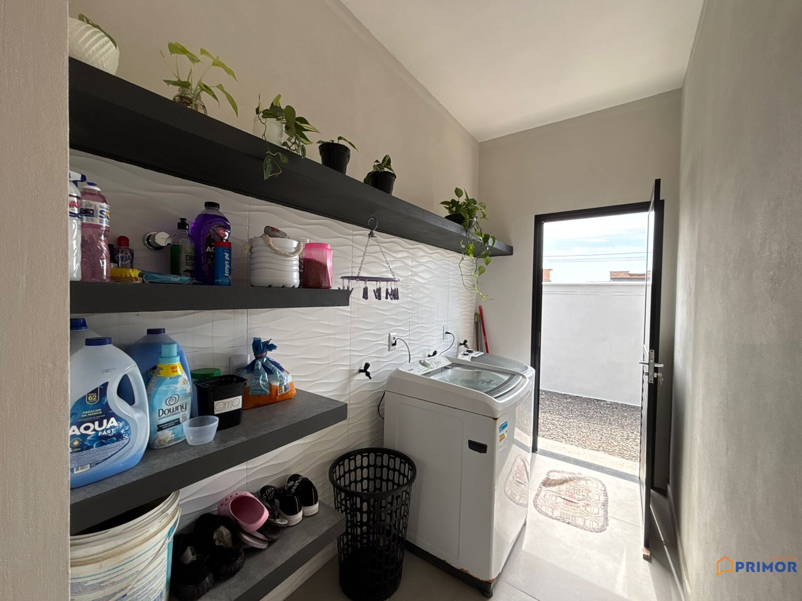 Casa Nova com Piscina à Venda em Balneário Gaivota — Conforto e Segurança